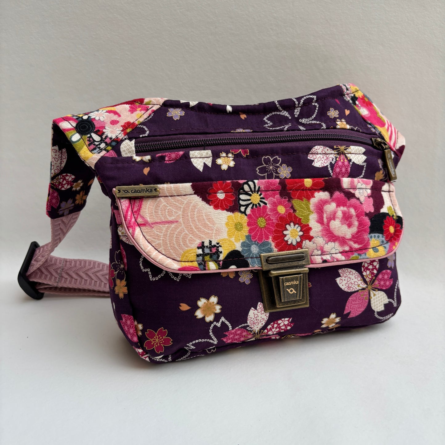 Riñonera "Special Japanese Flowers Top" · Pieza Única Núm. 19469