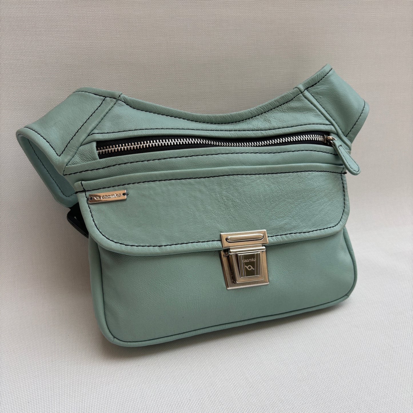 Riñonera Classic Turquesa & Silver · Piel · Pieza Exclusiva Núm. 17910