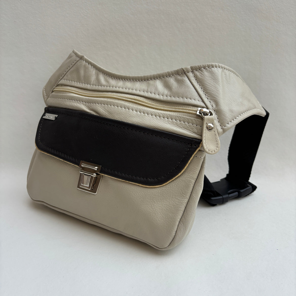 Riñonera Numa "Special Beige & Chocolate” + Bolsillo trasero · Piel · Pieza Exclusiva Núm. 19492