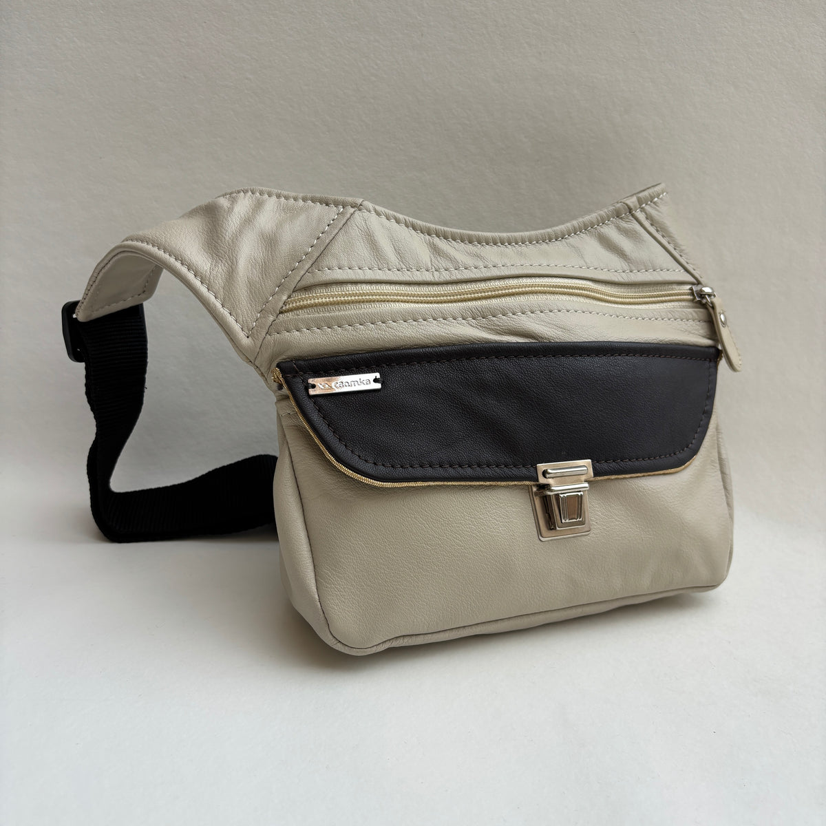 Riñonera Numa "Special Beige & Chocolate” + Bolsillo trasero · Piel · Pieza Exclusiva Núm. 19492