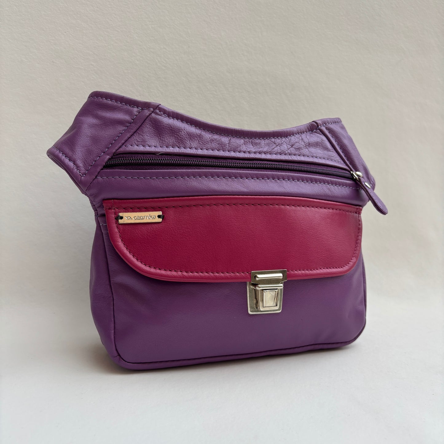 Riñonera Numa "Special Morado con Fúcsia” + Bolsillo trasero · Piel · Pieza Exclusiva Núm. 19491