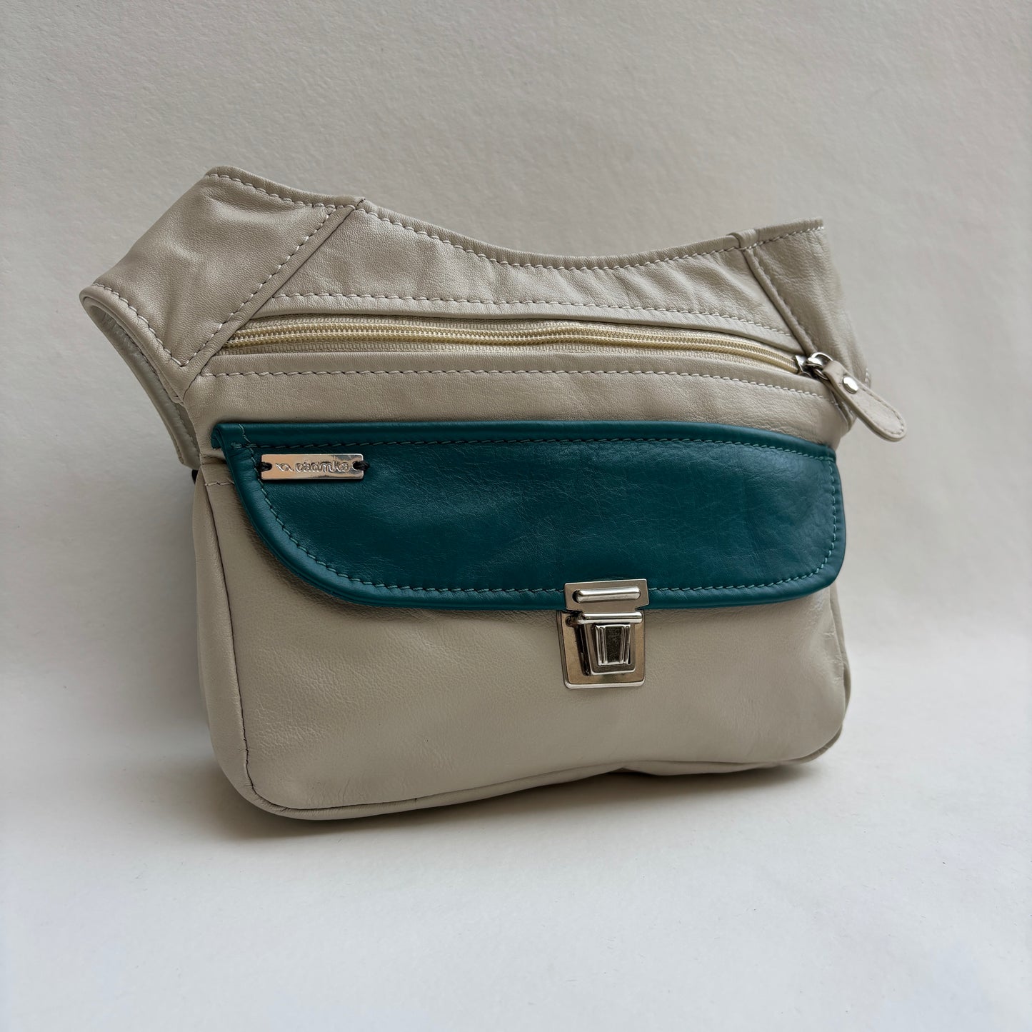 Riñonera Numa "Special Beige & Green” + Bolsillo trasero · Piel · Pieza Exclusiva Núm. 19489