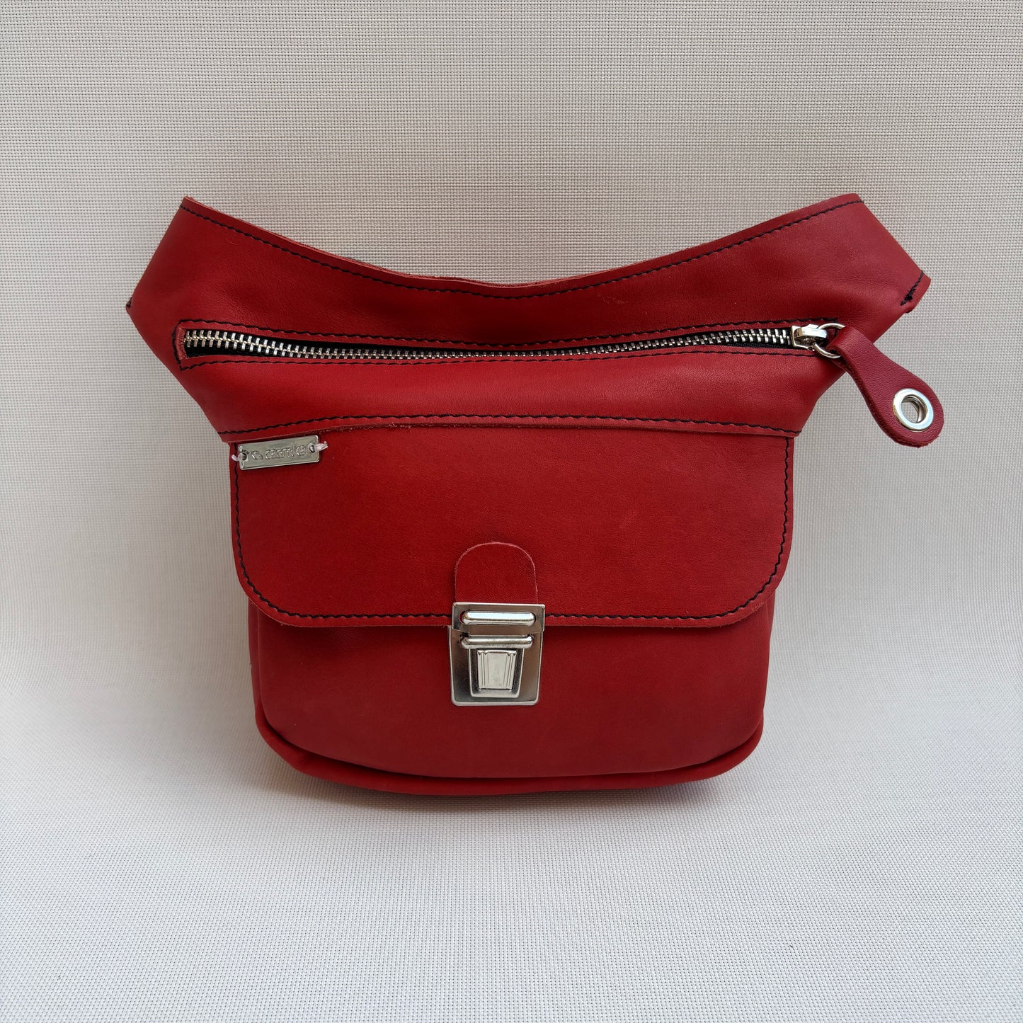 Mini Classic Red & Silver Top · Piel natural · Pieza Exclusiva Núm. 16342