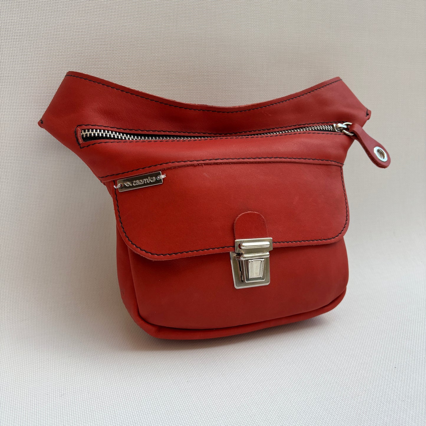 Mini Classic Red & Silver Top · Piel natural · Pieza Exclusiva Núm. 16342