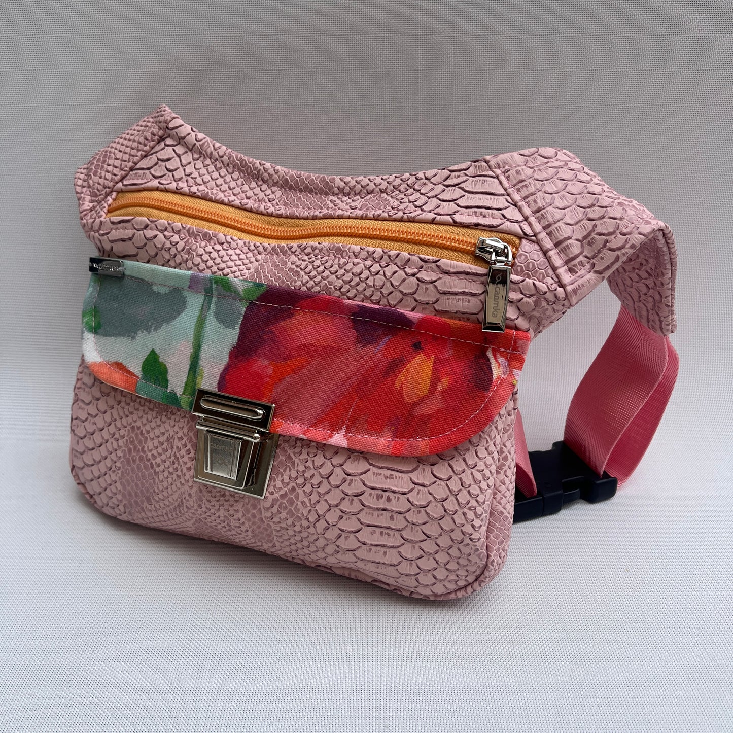 Special Elegant Pink · Polipiel · Pieza Única Núm. 13847