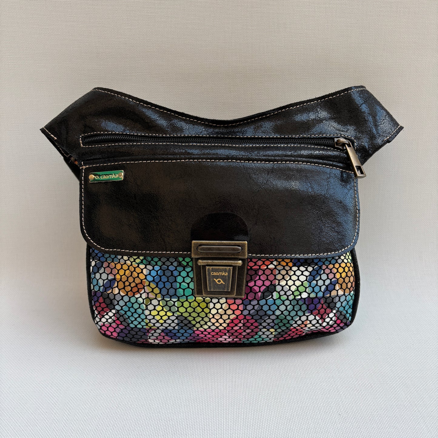 Special Black Fun Colors Top  · Piel - Cuero · Pieza Exclusiva Núm. 16343