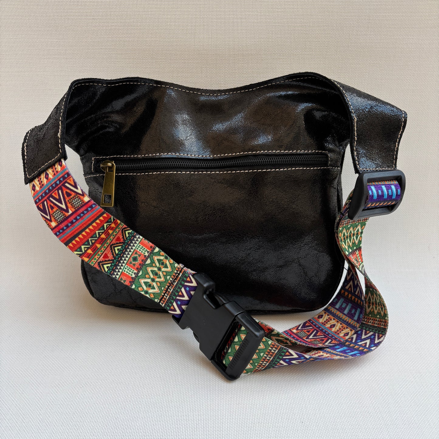 Special Black Fun Colors Top  · Piel - Cuero · Pieza Exclusiva Núm. 16343