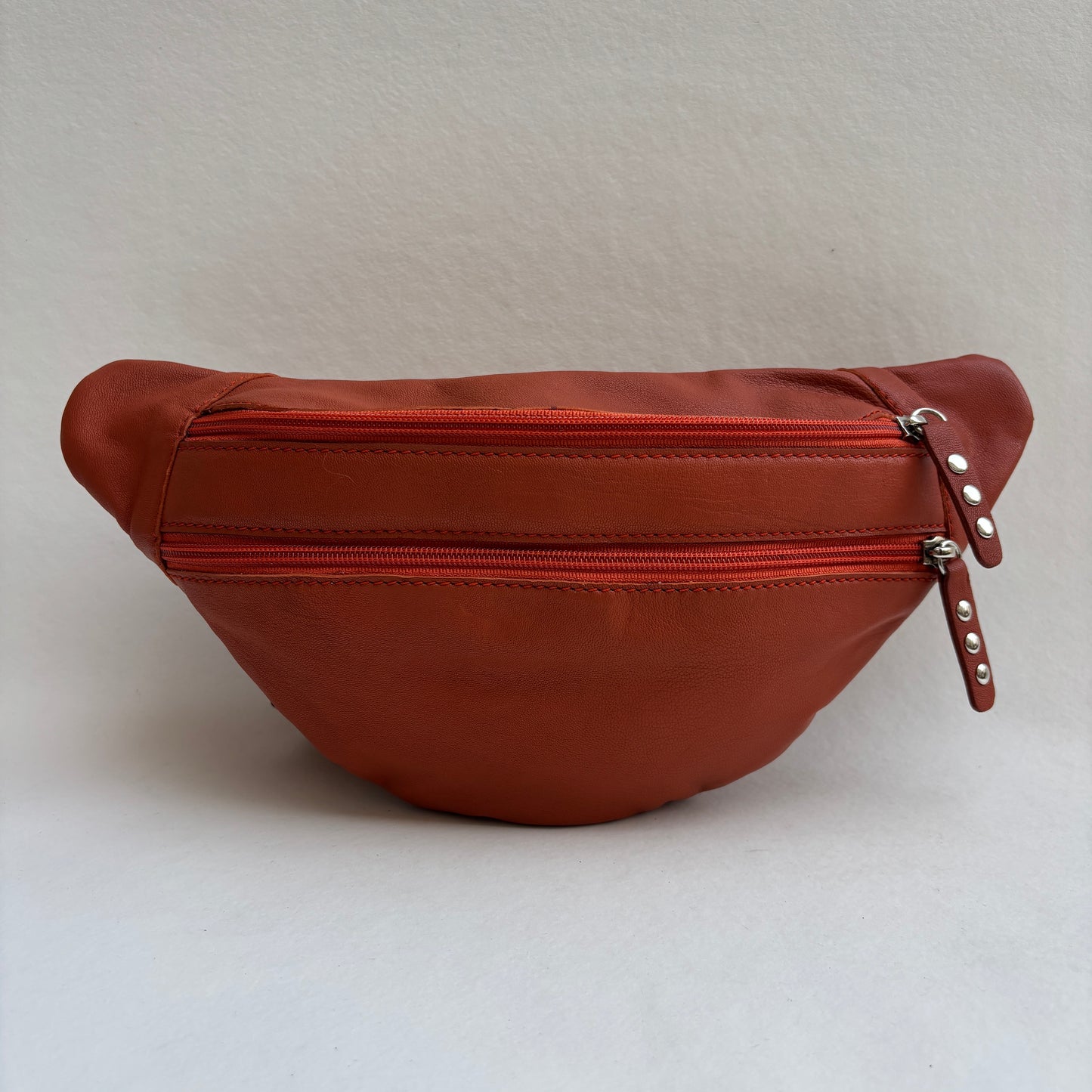 Riñonera Retrochic "Classic Caldera" · Piel · Pieza Exclusiva Núm. 19465