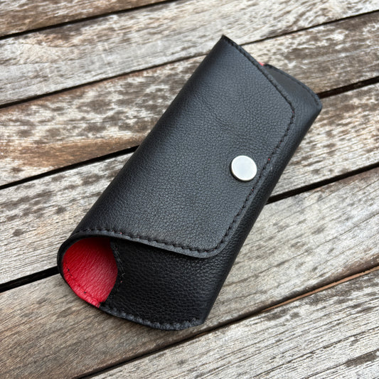 Estuche para gafas 100% de piel en color: "Negro" · Pieza única núm. 18585