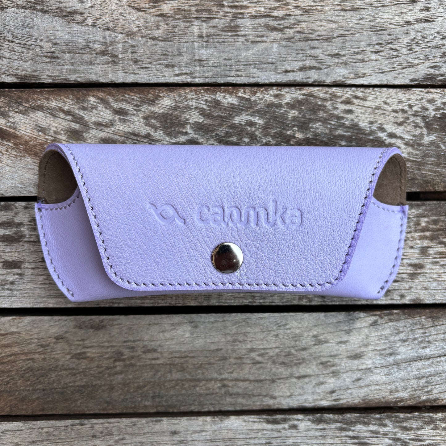 Estuche para gafas 100% de piel en color: "Lavanda" · Pieza exclusiva núm. 18588