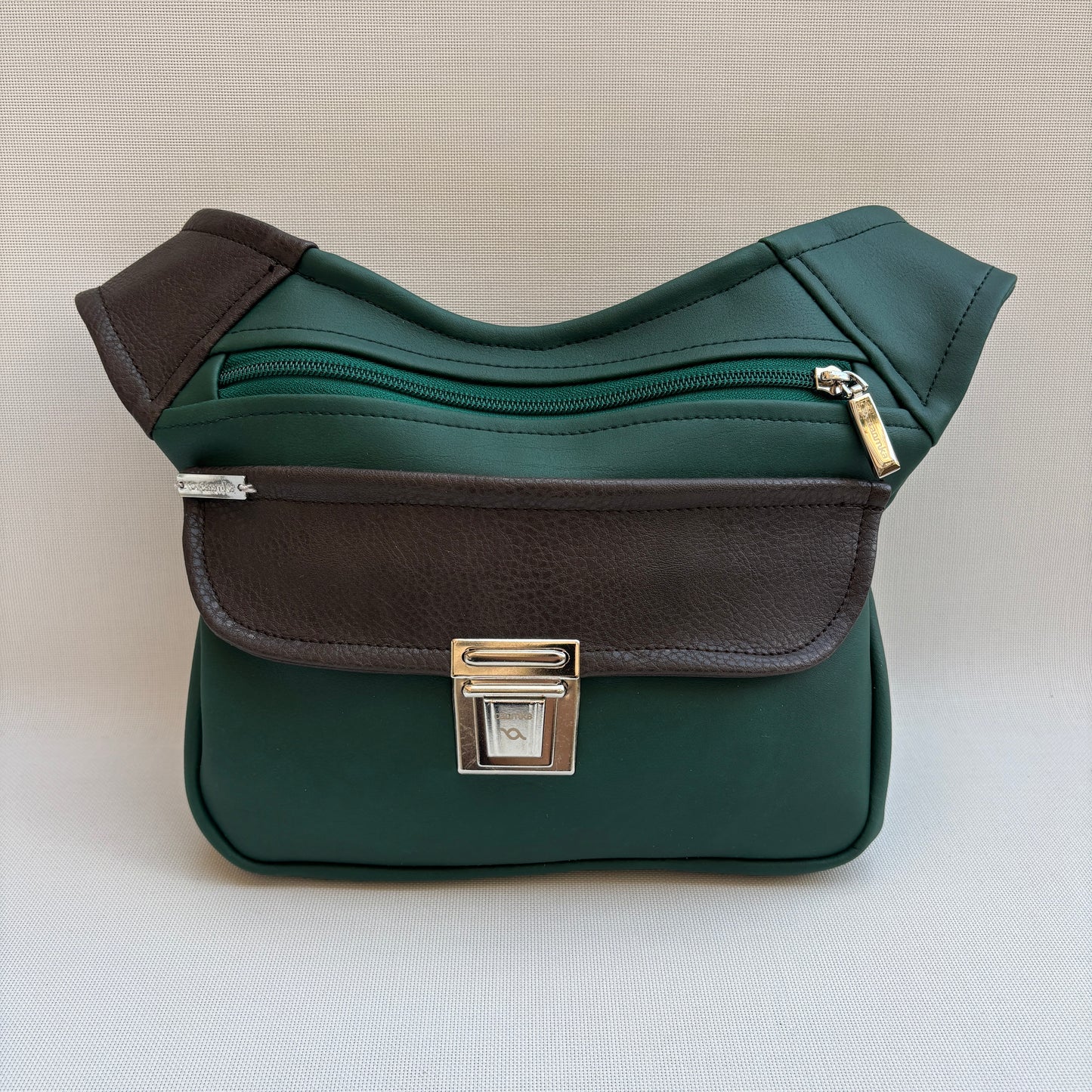 Special Autmun Top + Bolsillo trasero · Polipiel · Pieza Exclusiva Núm. 16353