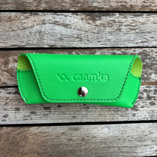 Estuche para gafas 100% de piel en color: "Verde" · Pieza exclusiva núm. 18572