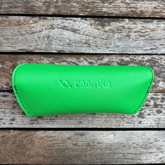 Estuche para gafas 100% de piel en color: "Verde" · Pieza exclusiva núm. 18572