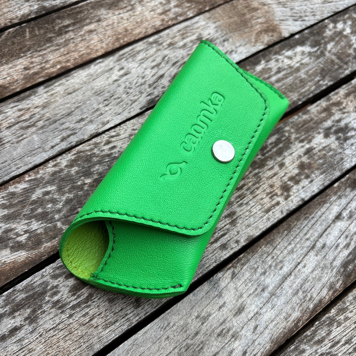 Estuche para gafas 100% de piel en color: "Verde" · Pieza exclusiva núm. 18572