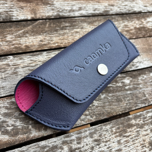 Estuche para gafas 100% de piel en color contrastado: "Azul" · Pieza exclusiva núm. 18583