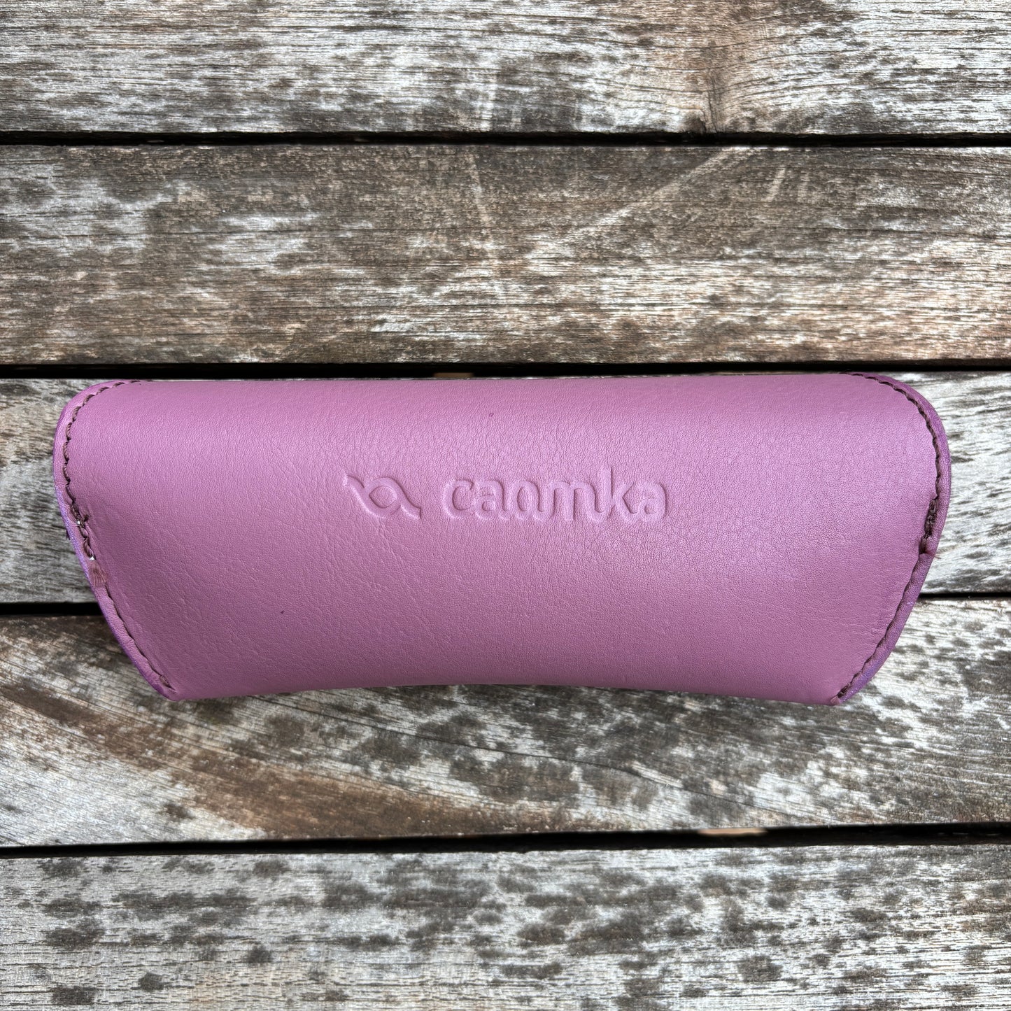 Estuche para gafas 100% de piel en color: "Malva" · Pieza exclusiva núm. 18580