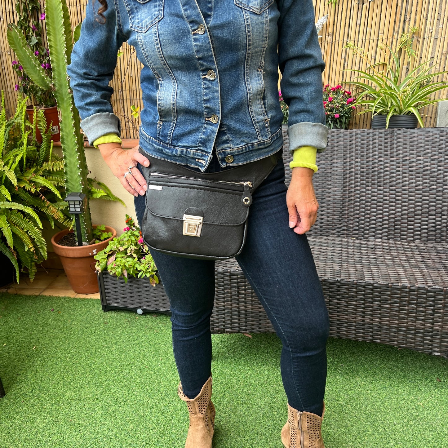 BioCuir Classic Black &amp; Silver BioCuir® Natural Leather Exclusive Piece No. 6678