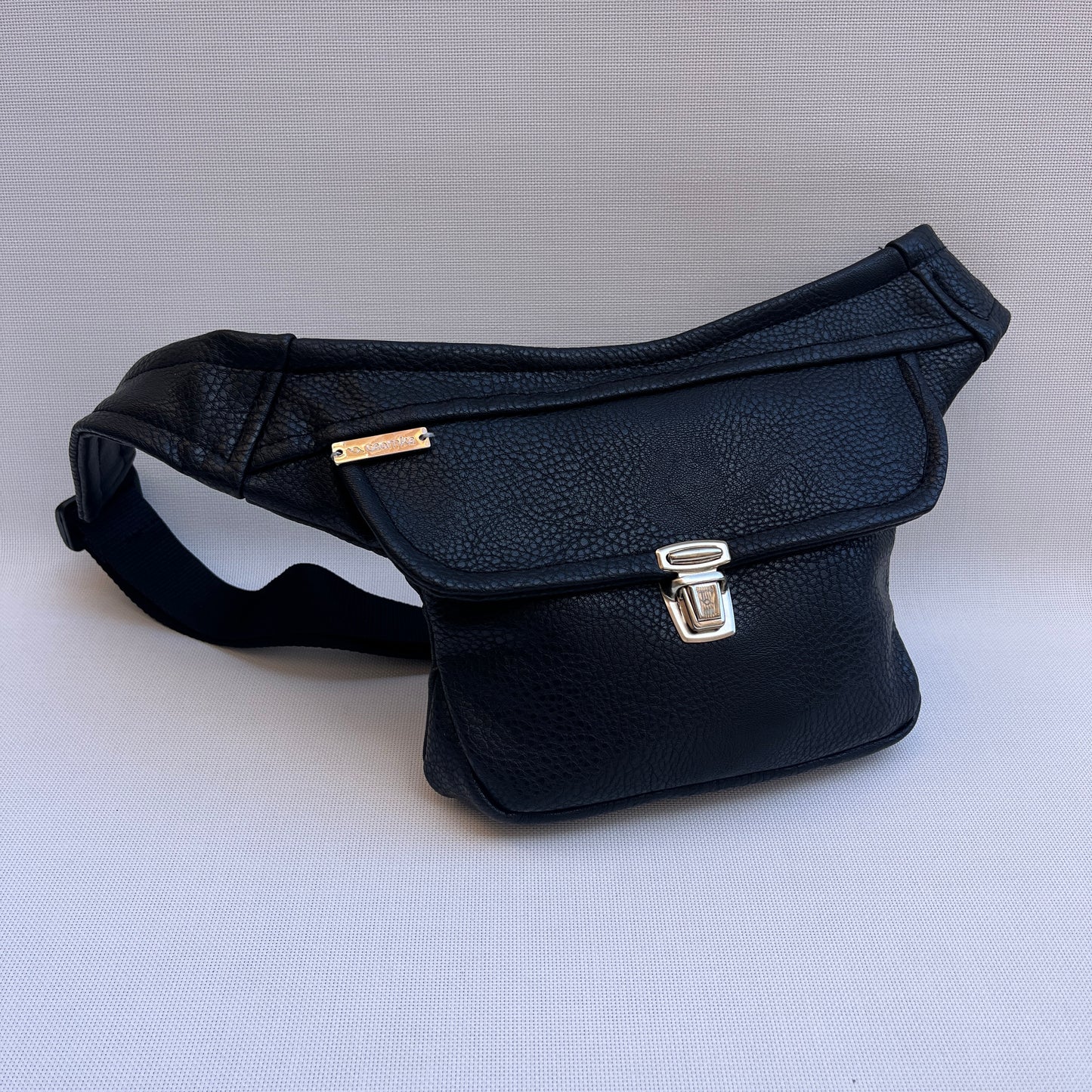 Mini Classic Black · Polipiel · Pieza Única Núm. 15483