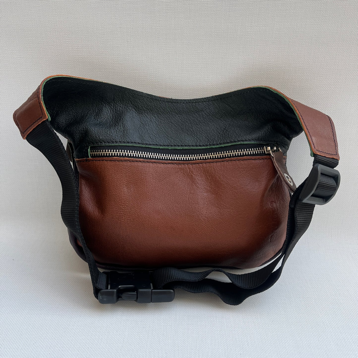 Special Green & Brown and purple· Piel natural BioCuir® · Pieza Exclusiva Núm. 14776