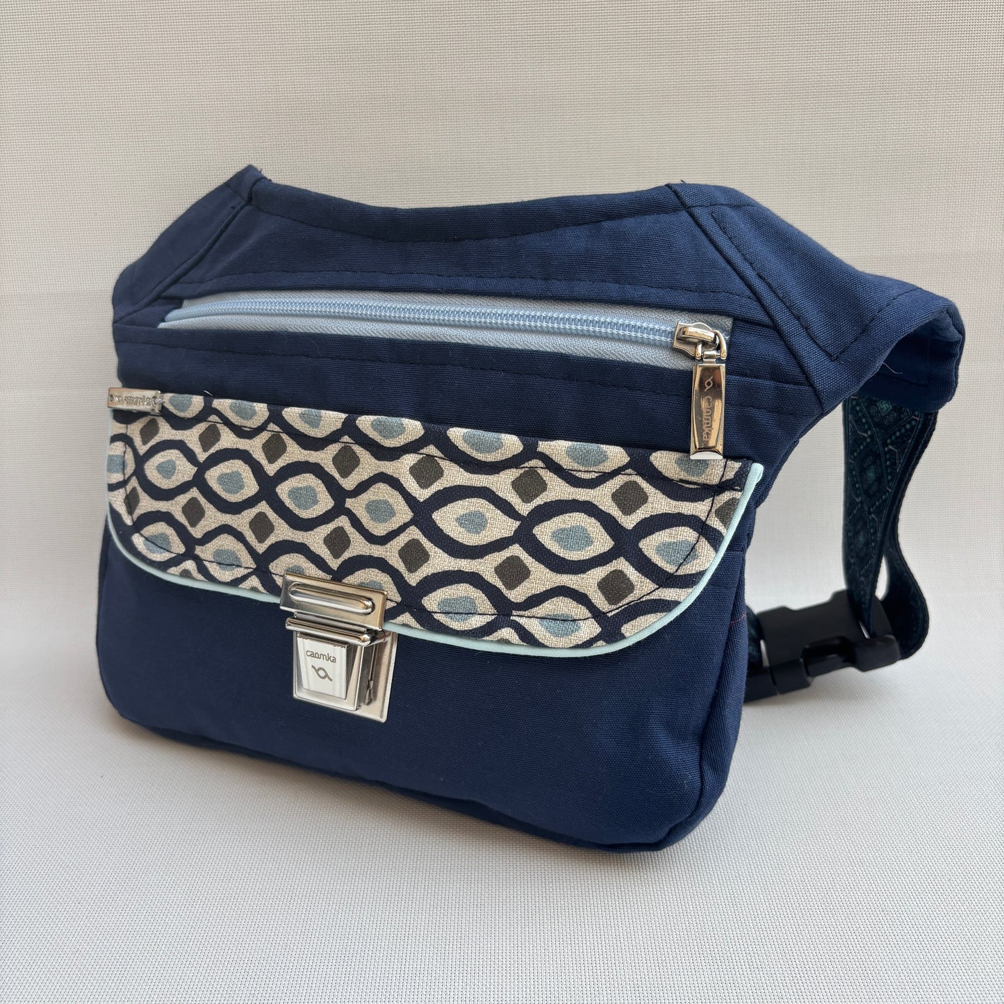 Riñonera "Special Navy Geometry Top" · Pieza Única Núm. 18119