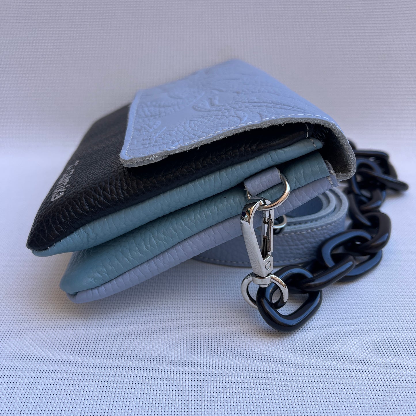 Riñonera multifunción ELEGANT NANO "Sky" · Piel - Cuero · Pieza Exclusiva Núm. 15224