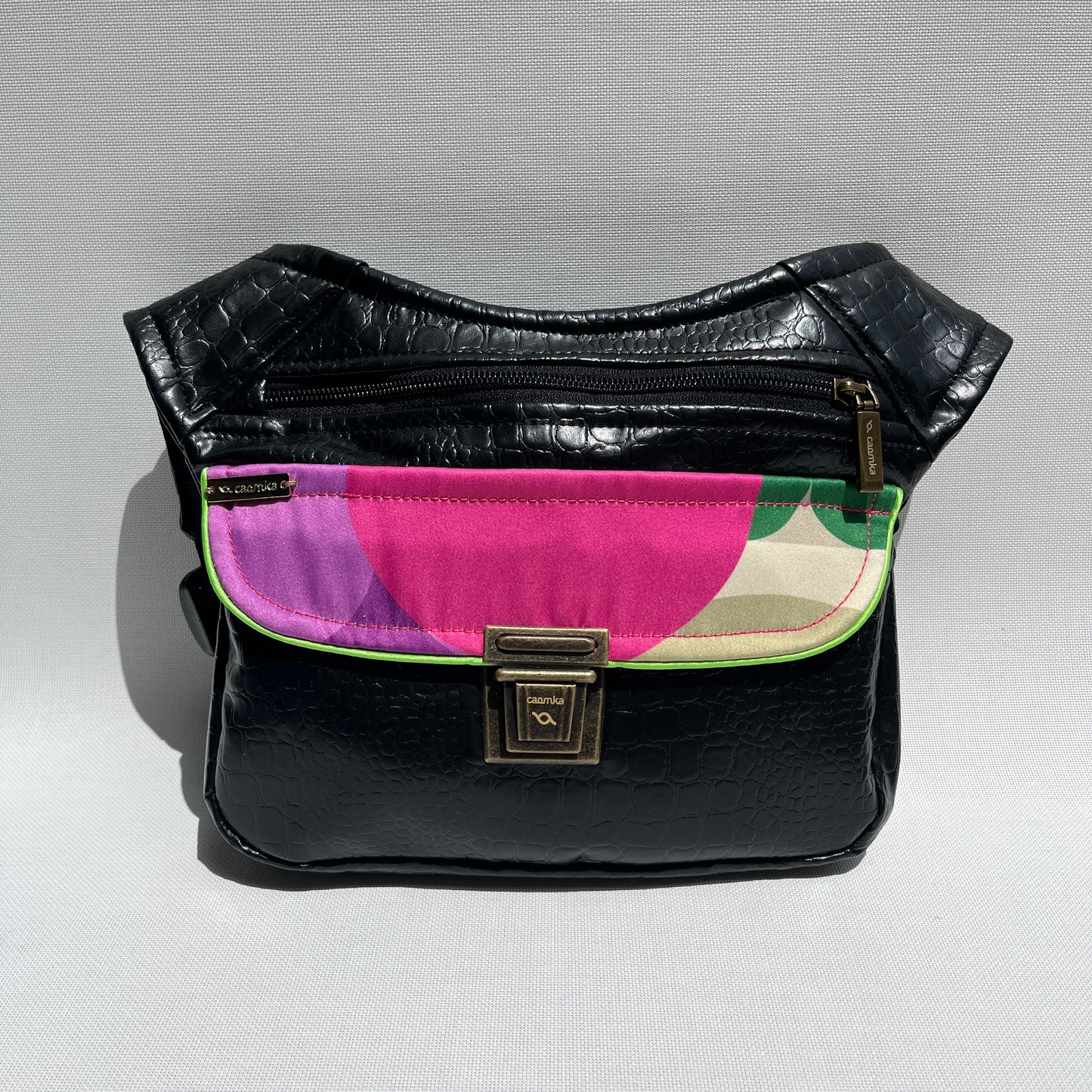 Special Black Elegant Leatherette Exclusive Piece No. 13394