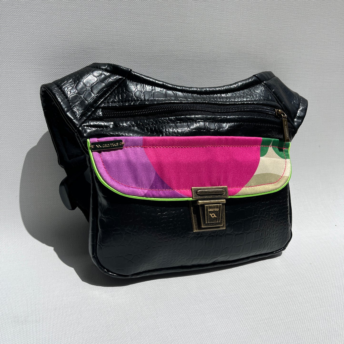 Special Black Elegant Leatherette Exclusive Piece No. 13394