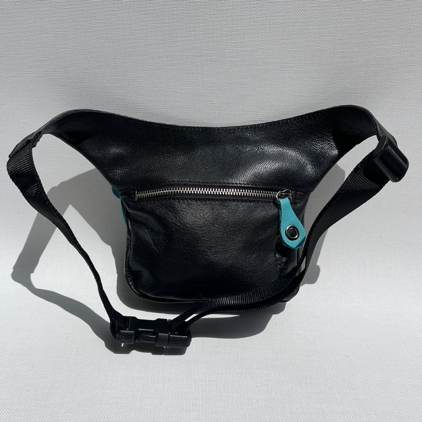 Mini Special Black & Silver · Piel natural BioCuir® · Pieza Exclusiva Núm. 13881