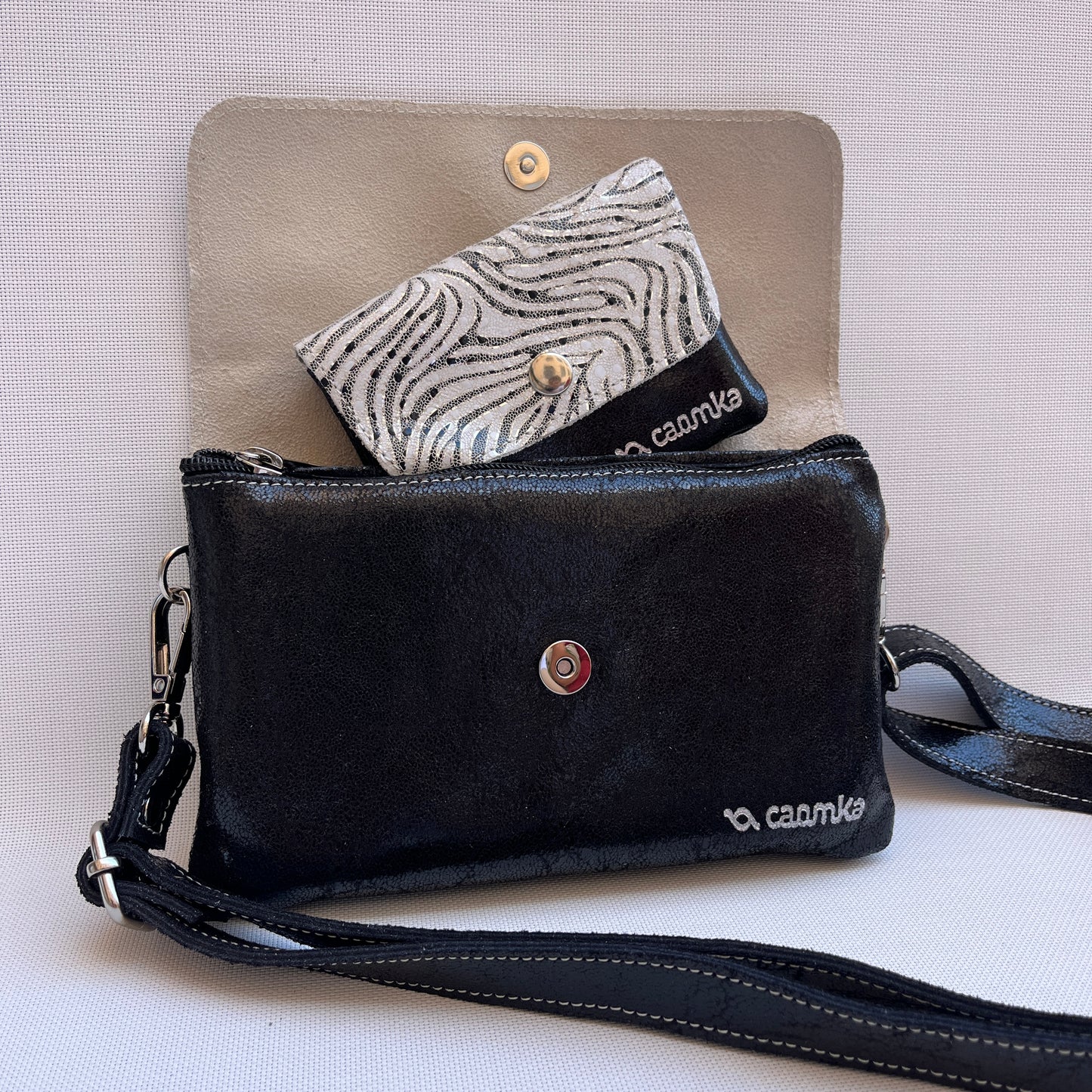 Monedero Sweet Caomka "Fantasy Black" · Piel - Cuero · Pieza Exclusiva Núm. 15477