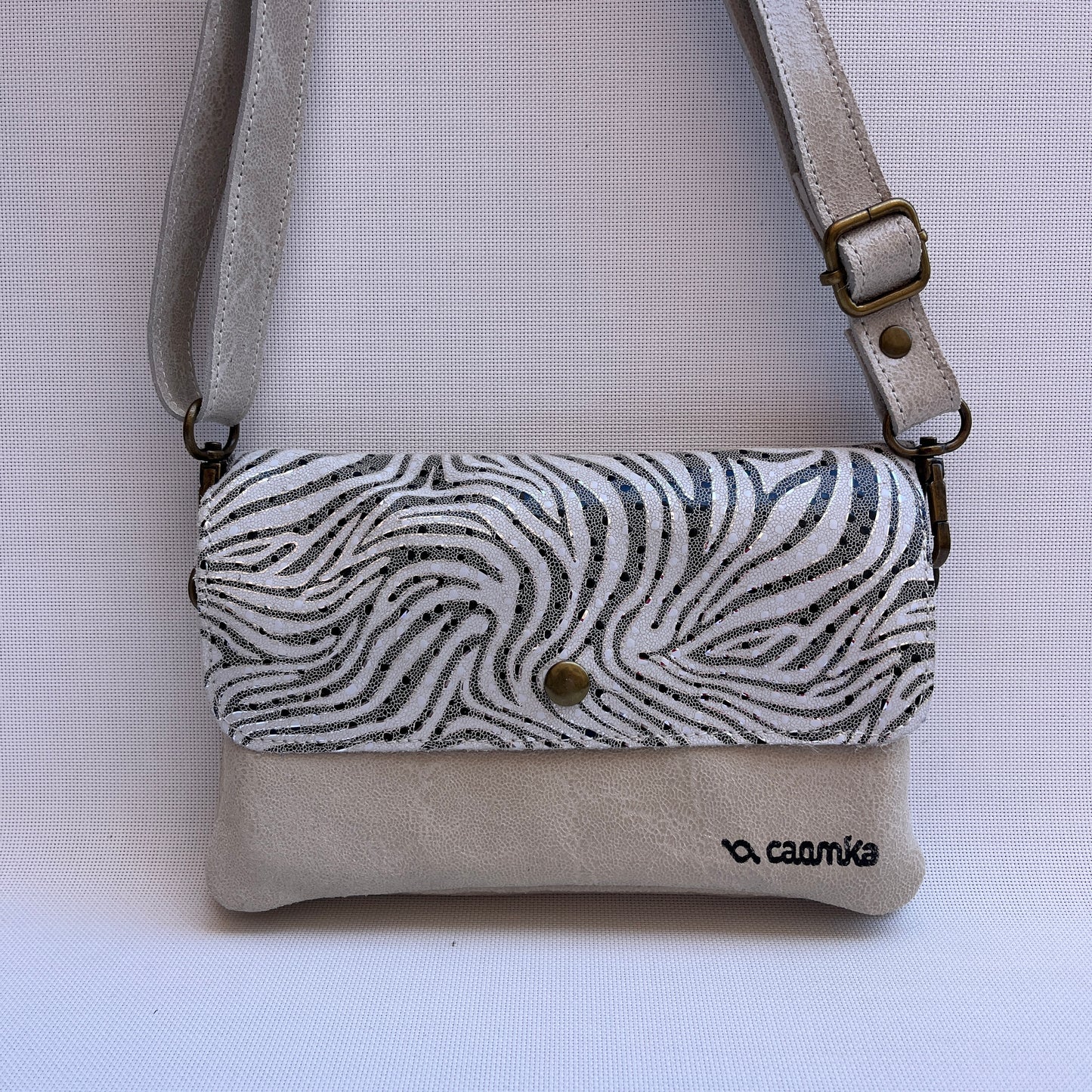 Riñonera multifunción NANO "Fantasy White" · Piel - Cuero · Pieza Exclusiva Núm. 15476