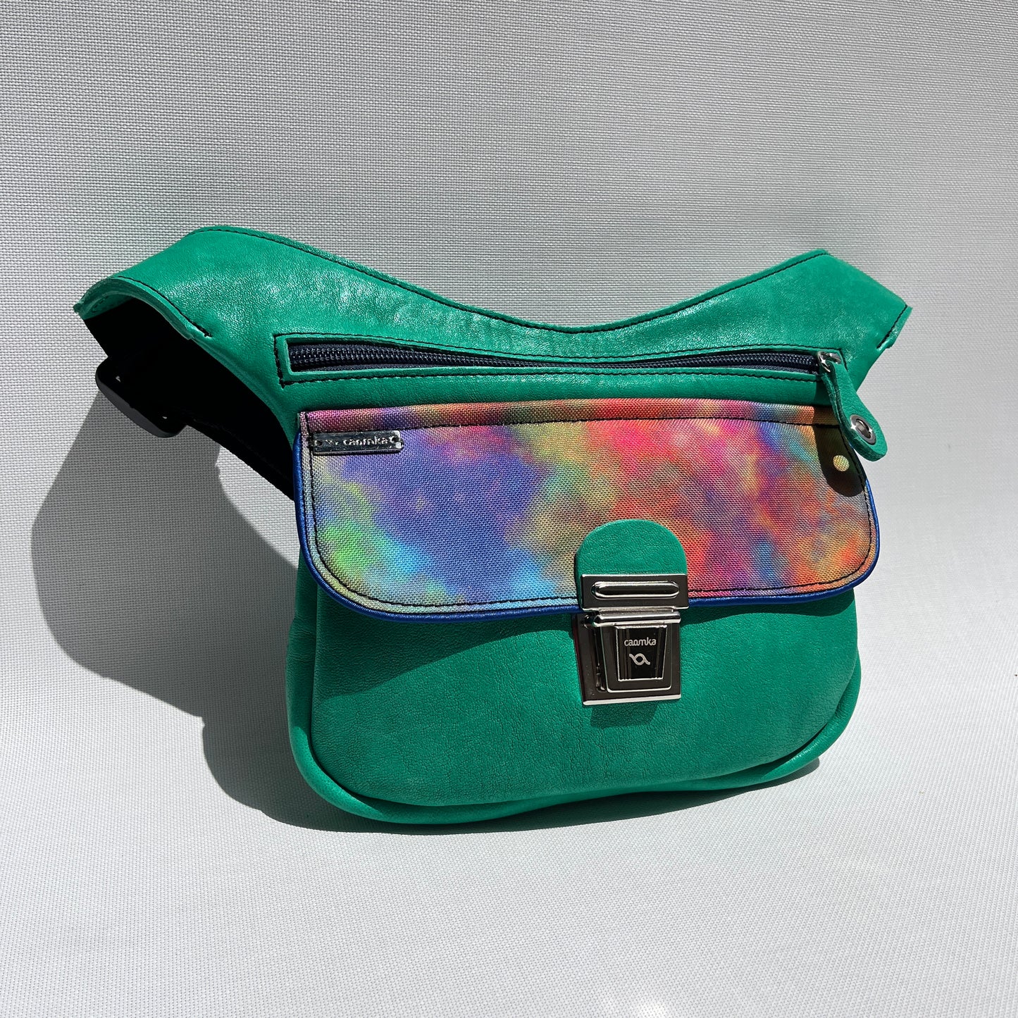 Special Green & Tie Die · Piel natural BioCuir® · Pieza Única Núm. 13859