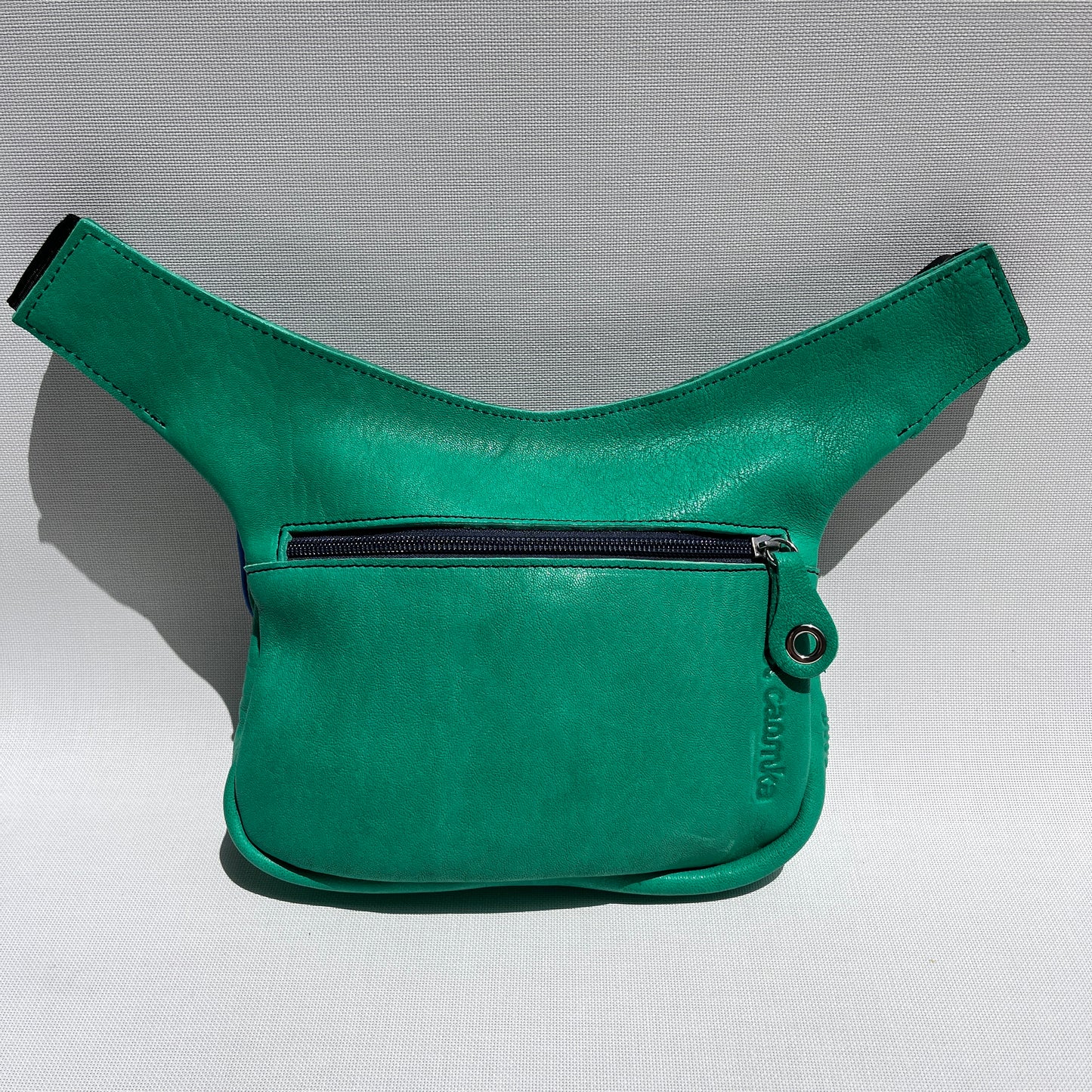 Special Green & Tie Die · Piel natural BioCuir® · Pieza Única Núm. 13859