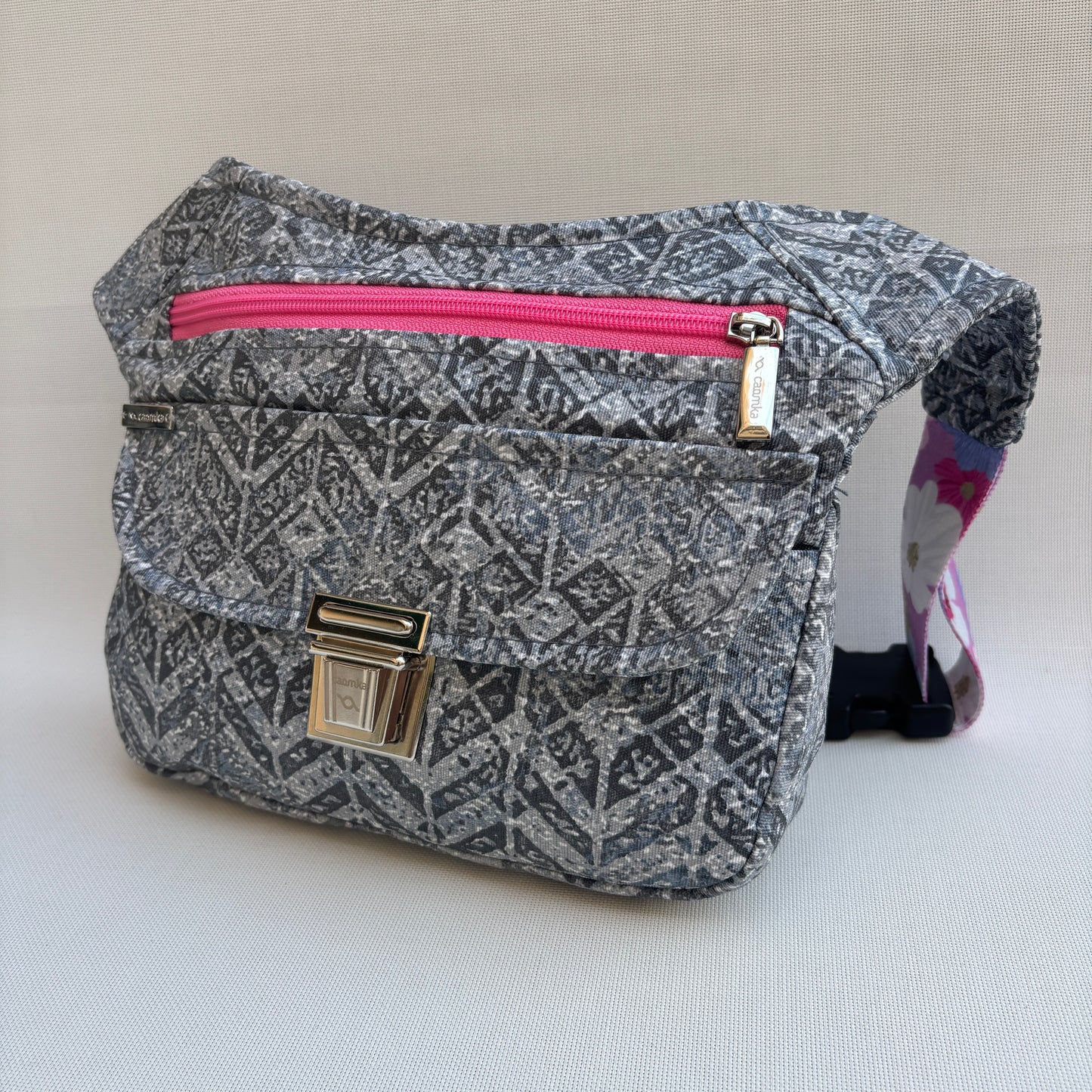 Riñonera "Special Geometric Top" · Impermeable · Pieza Única Núm. 17950