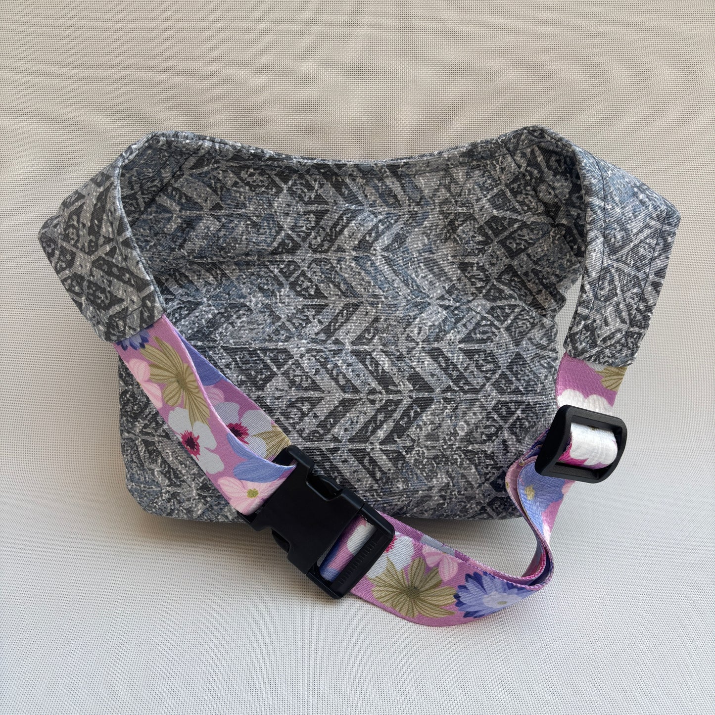 Riñonera "Special Geometric Top" · Impermeable · Pieza Única Núm. 17950