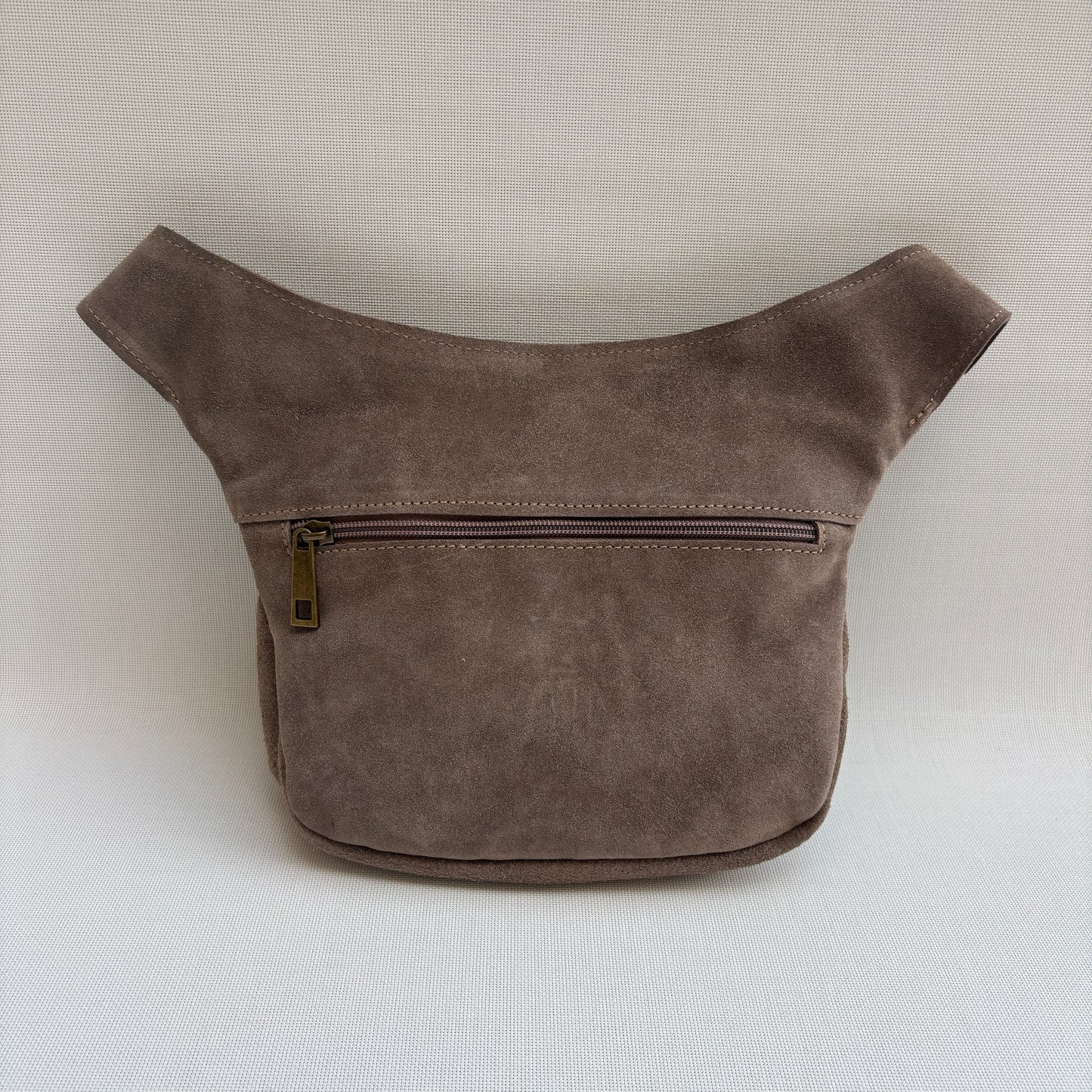 Riñonera Mini "Special Taupe Autumn Brown" · Piel de Serraje · Pieza Exclusiva Núm. 17952