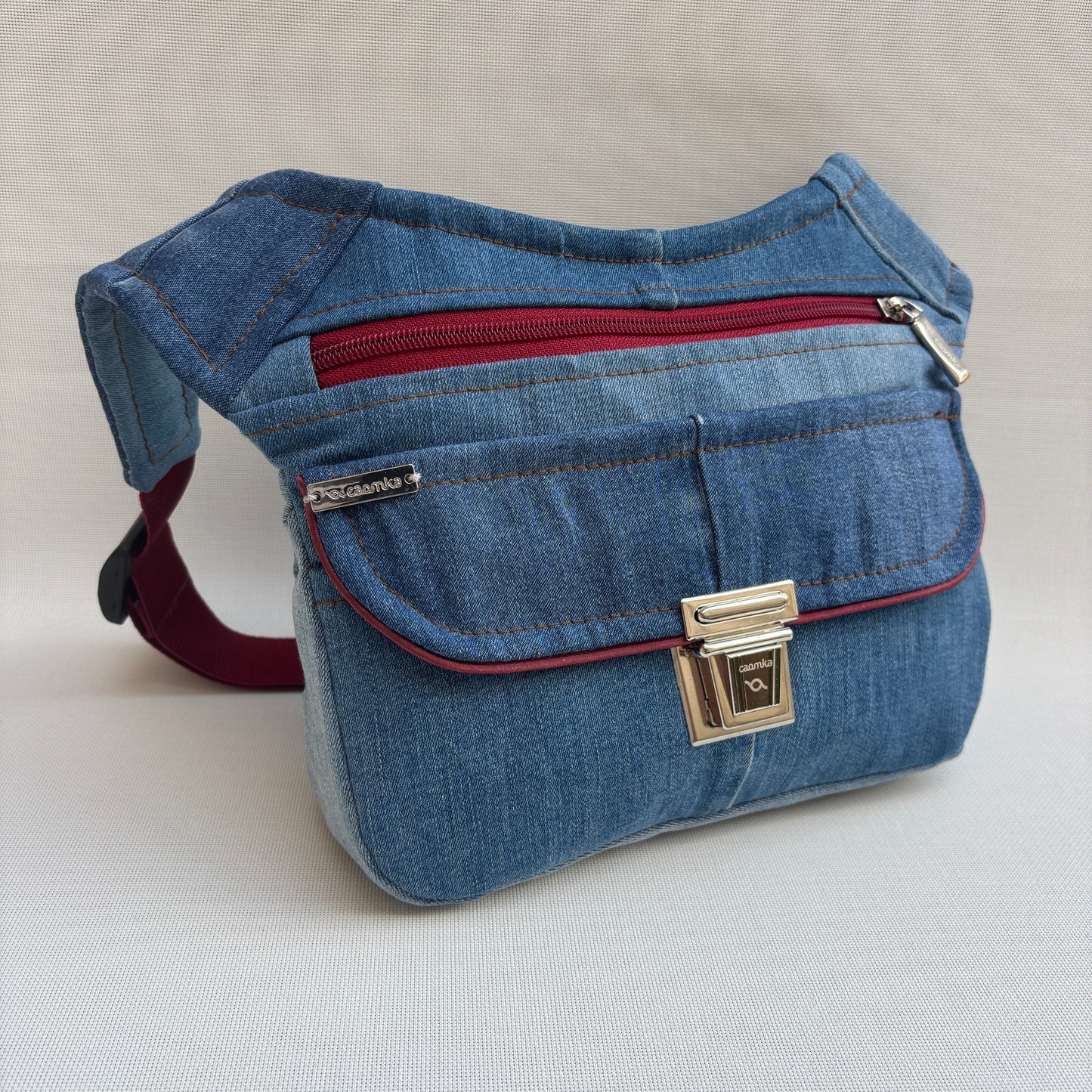 Riñonera ♻️ Jeans Recycled ♻️ · Pieza Única Núm. 17953
