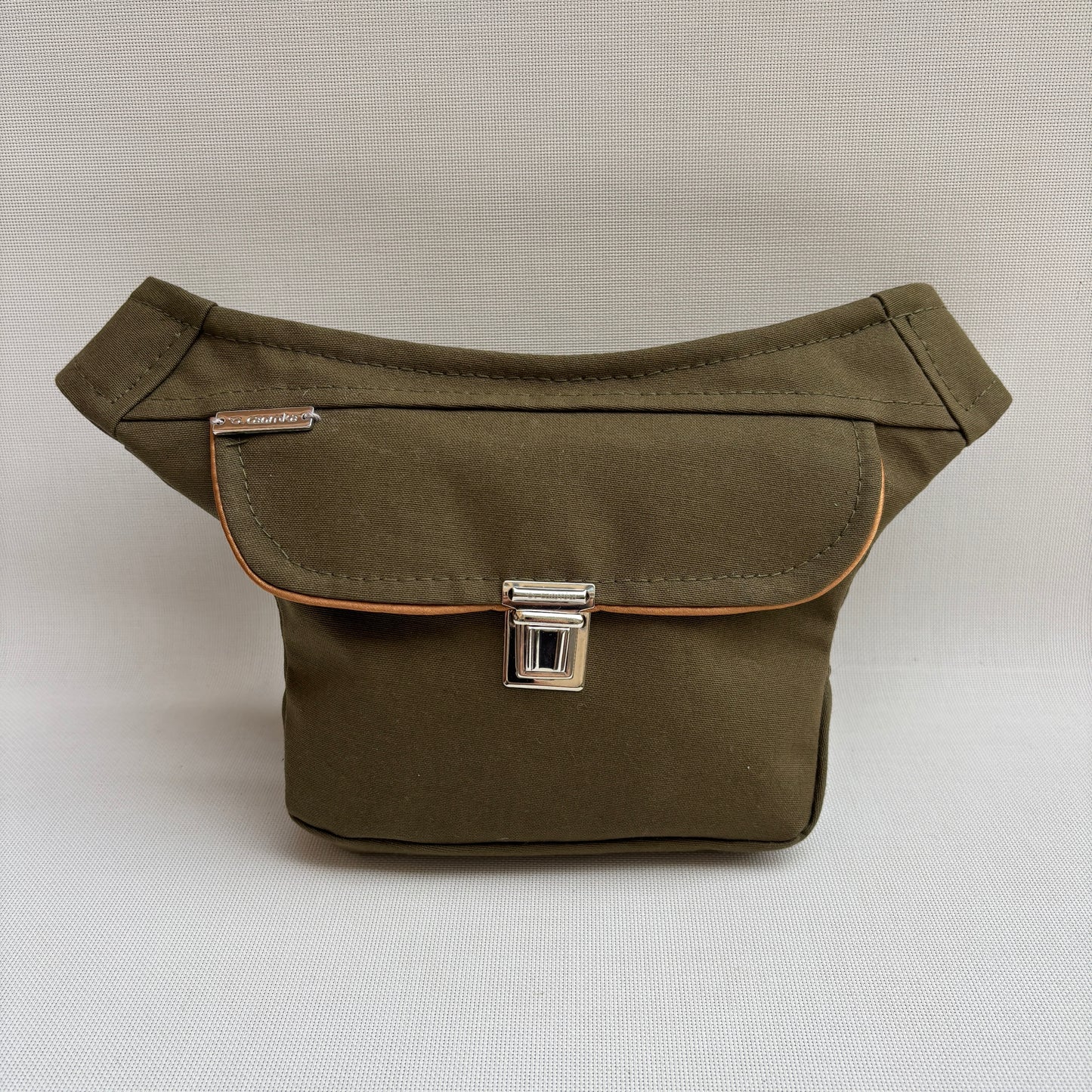 Riñonera Mini "Special Green Kaki Top" + Bolsillo trasero extra · Pieza Única Núm. 18972