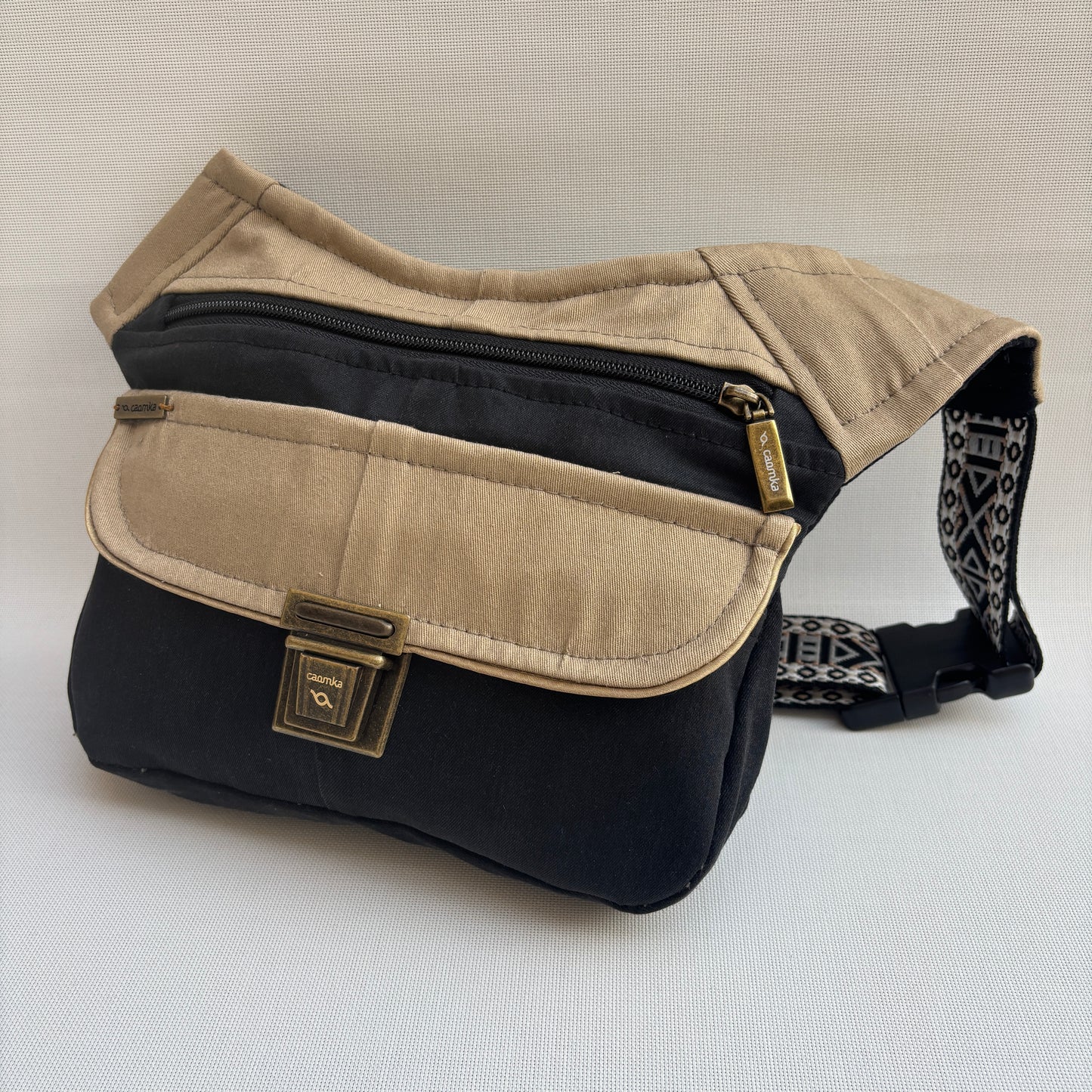 Riñonera "Special ♻️ Jeans Recycled ♻️ Top + Bolsillo trasero con cremallera · Pieza Única Núm. 17954