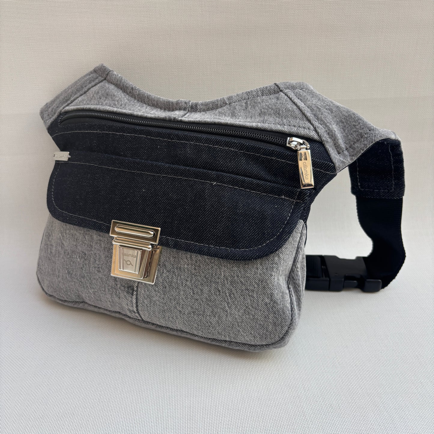 Riñonera "Special ♻️ Jeans Recycled ♻️  + Bolsillo trasero con cremallera · Pieza Única Núm. 17955