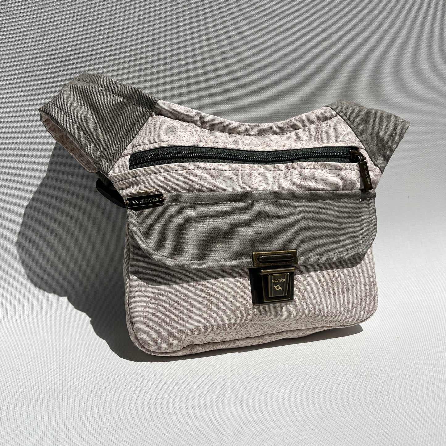 Special Pearl Gray Vegan Leatherette Unique Piece No. 13324