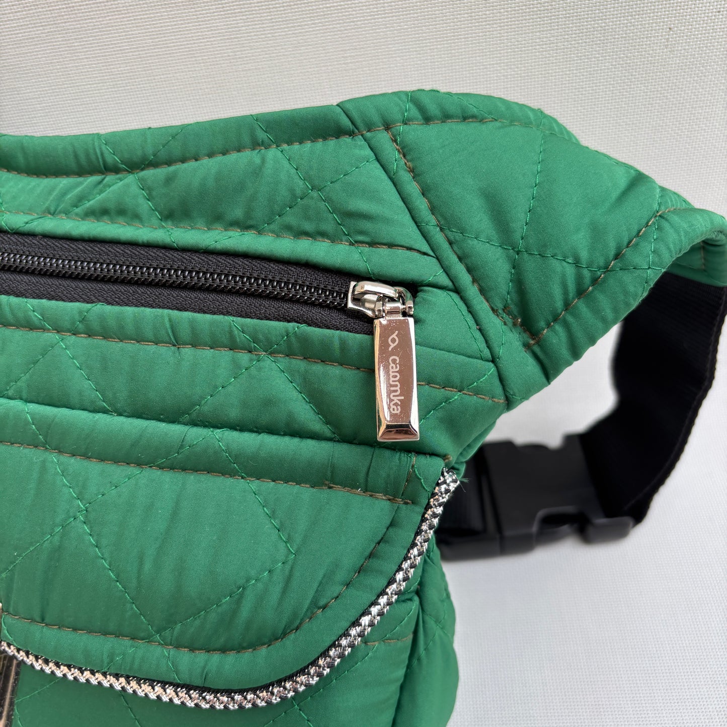 Riñonera "Special Green Elegant" · Pieza Única Núm. 18742