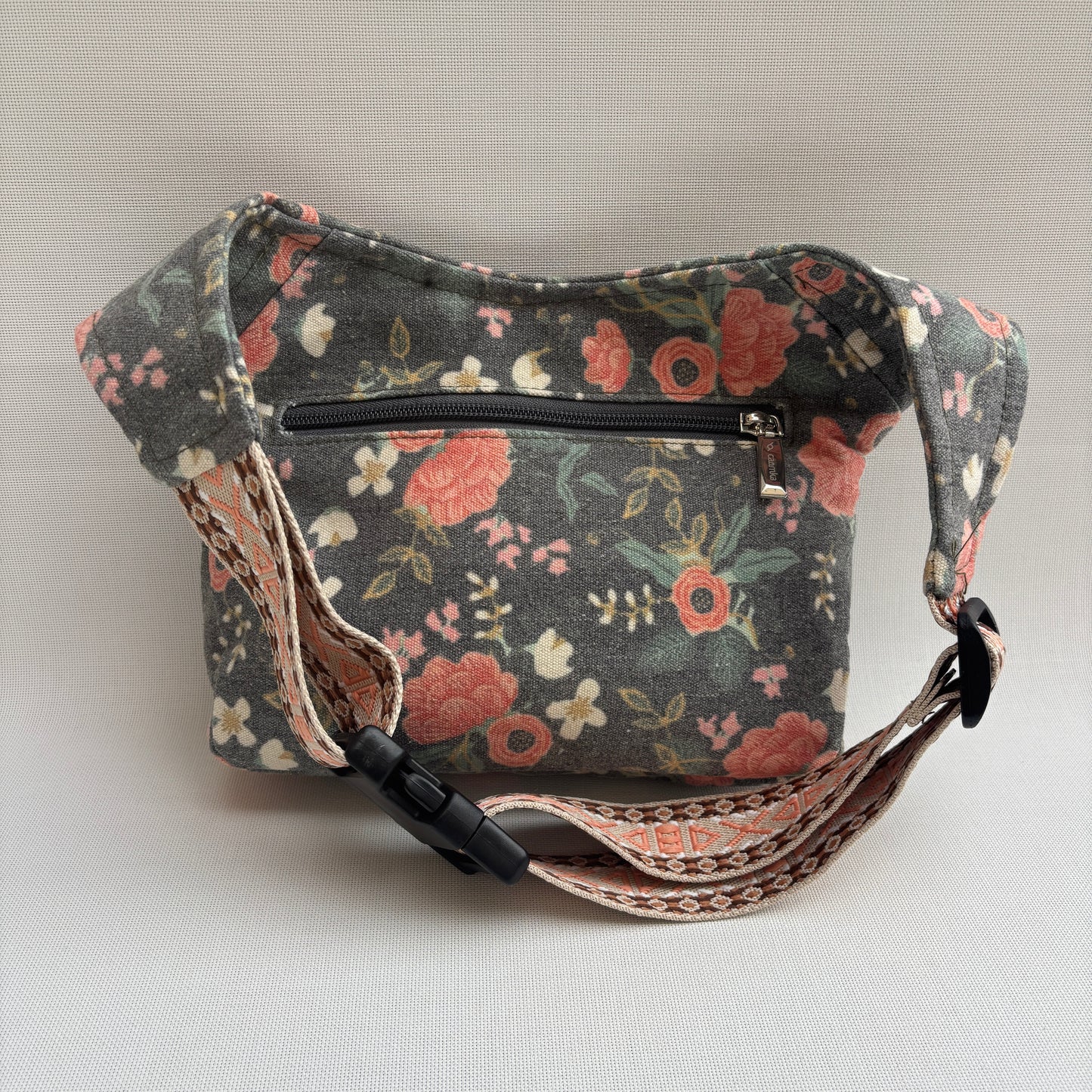 Riñonera "Special Rosas Nepal Top" + Bolsillo trasero · Pieza Única Núm. 17979