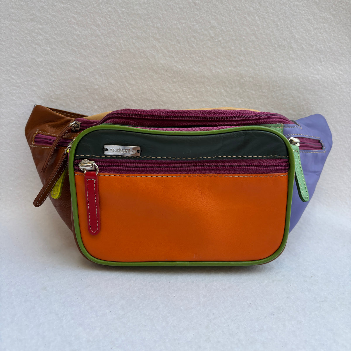 Riñonera RetroChic Analia Happy Colors · Piel · Pieza Única Núm. 19527