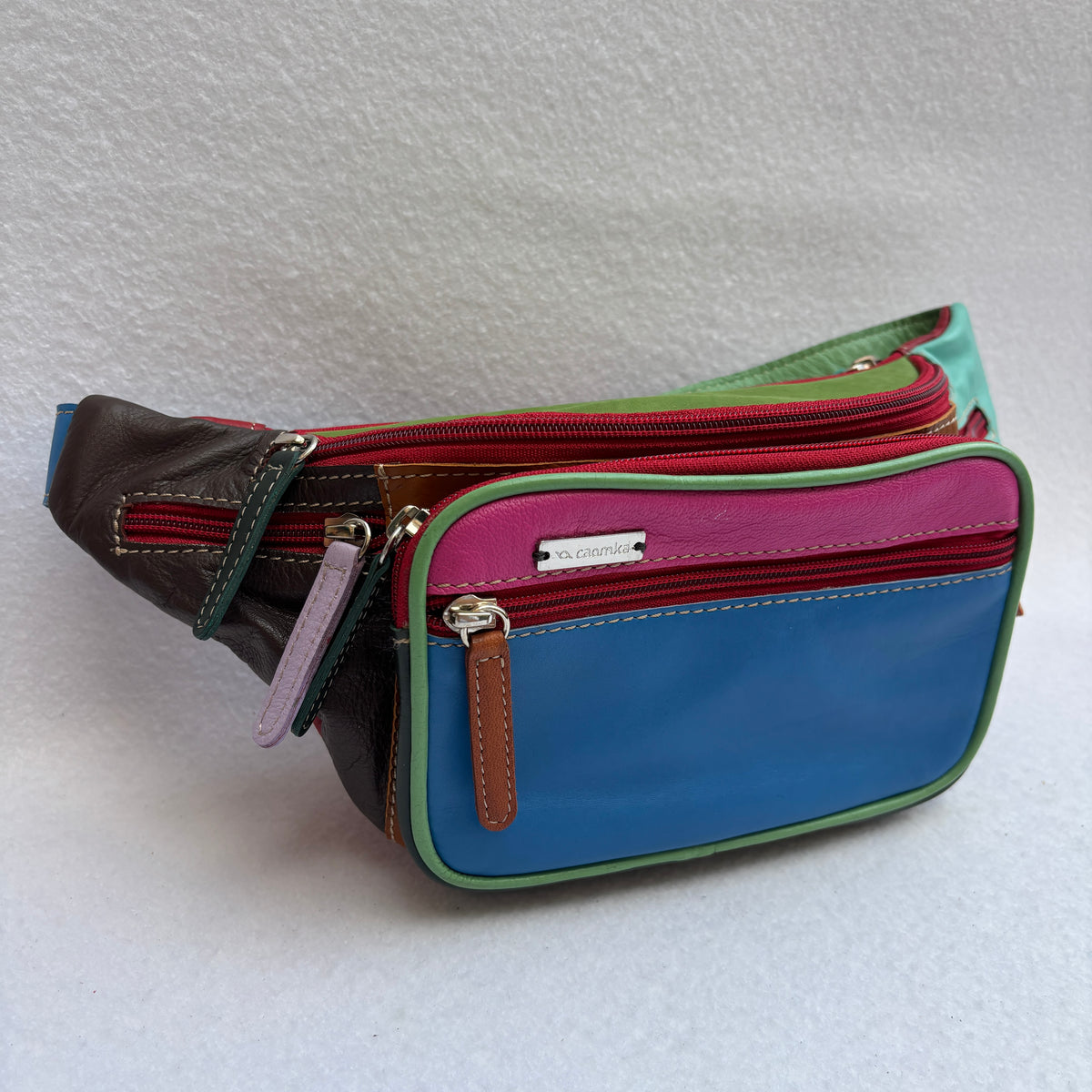 Riñonera RetroChic Analia Happy Colors · Piel · Pieza Única Núm. 19525