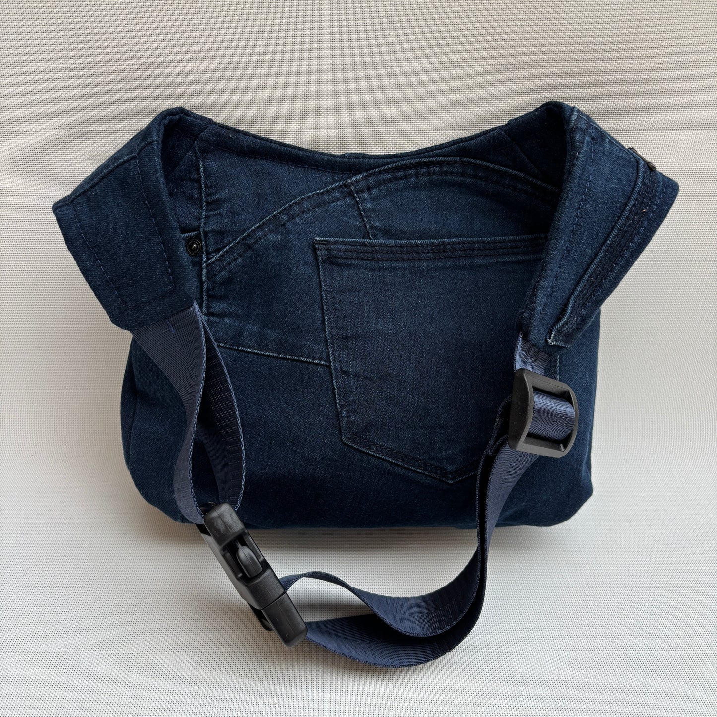 Riñonera “Special ♻️ Jeans Recycled ♻️ ” · Pieza Única Núm. 18708