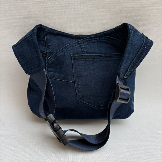Riñonera “Special ♻️ Jeans Recycled ♻️ ” · Pieza Única Núm. 18708