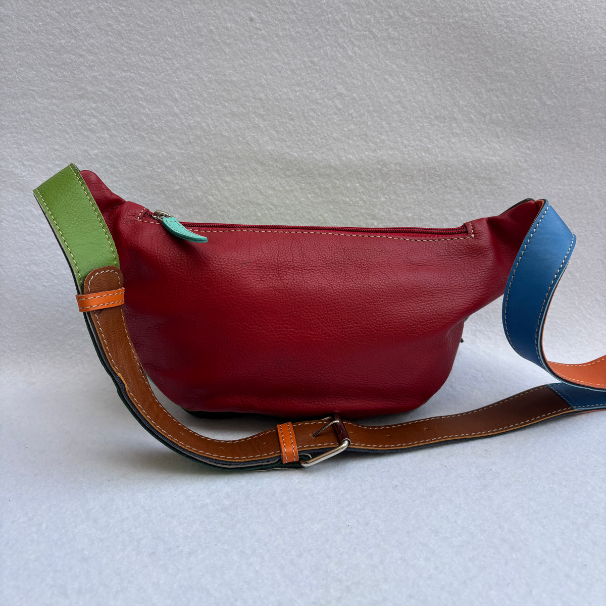 Riñonera RetroChic Analia Happy Colors · Piel · Pieza Única Núm. 19525