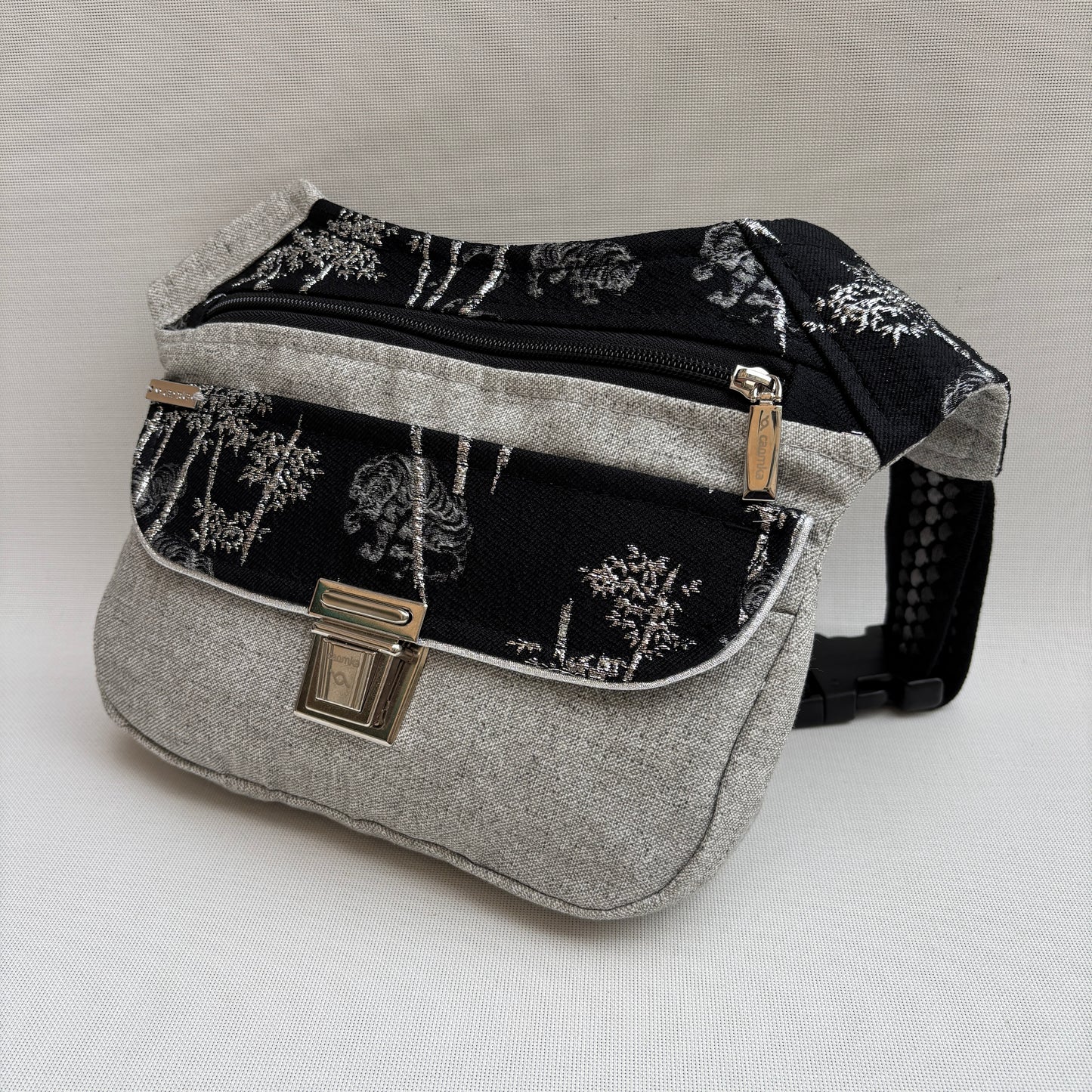 Riñonera "Elegant Bengal Tiger Top" + Bolsillo trasero extra · Pieza Única Núm. 18973