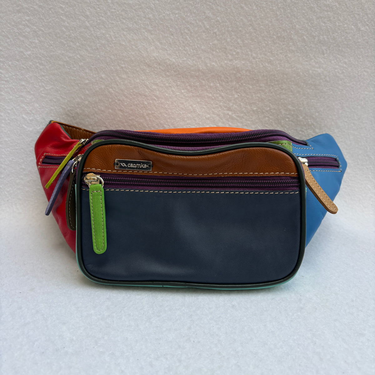 Riñonera RetroChic Analia Happy Colors · Piel · Pieza Única Núm. 19521