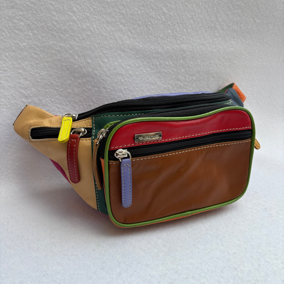 Riñonera RetroChic Analia Happy Colors · Piel · Pieza Única Núm. 19520